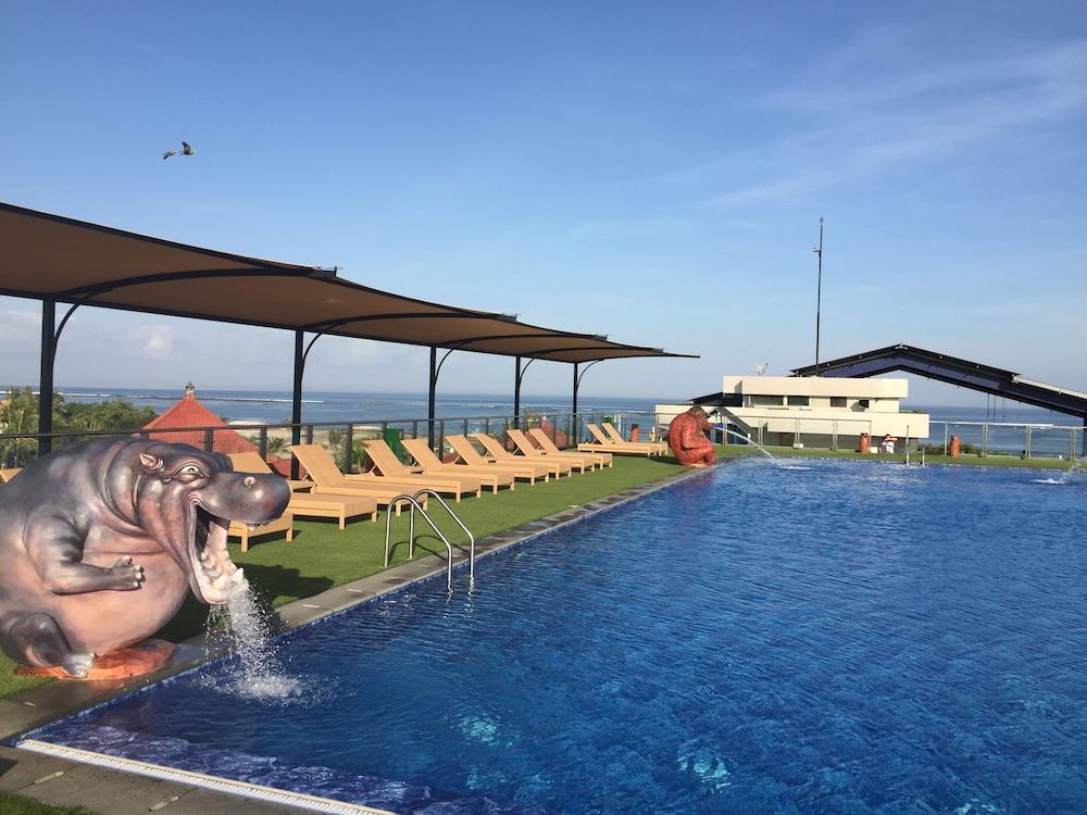 Sulis Beach Hotel & Spa Kuta  Exterior photo